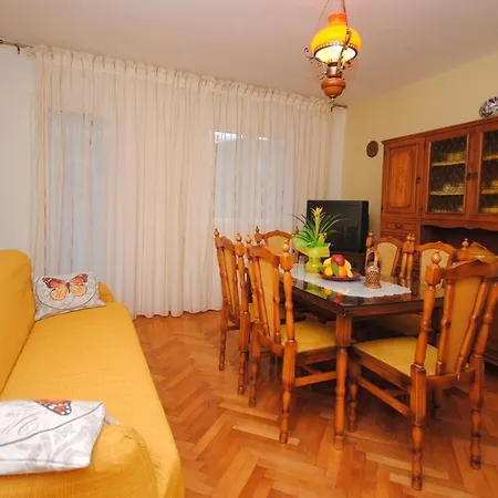 Apartamento Beachfront Martea Trogir