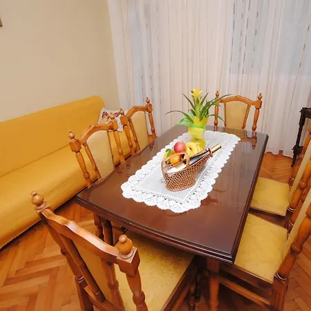 Apartamento Beachfront Martea Trogir