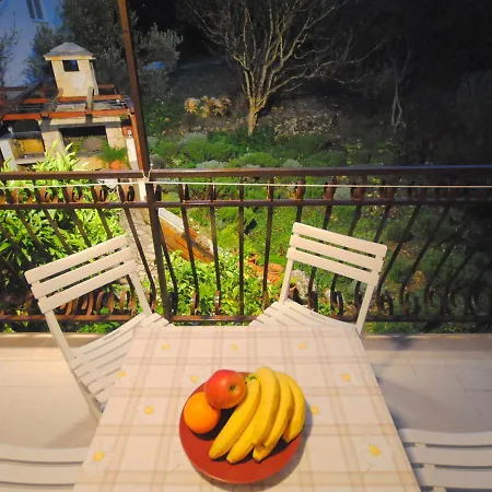 Beachfront Martea Apartamento Trogir