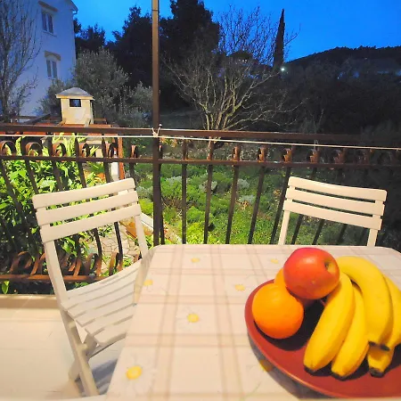 Beachfront Martea Apartamento Trogir