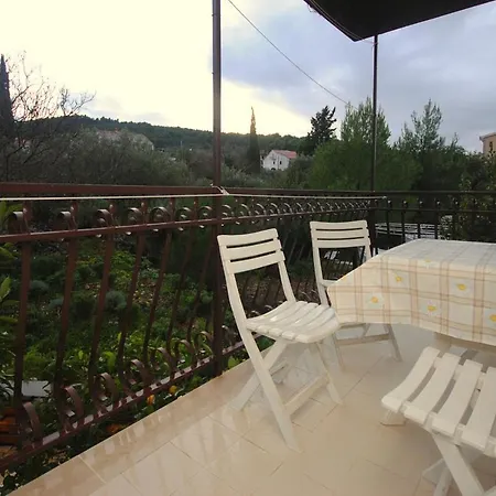 Beachfront Martea * Trogir